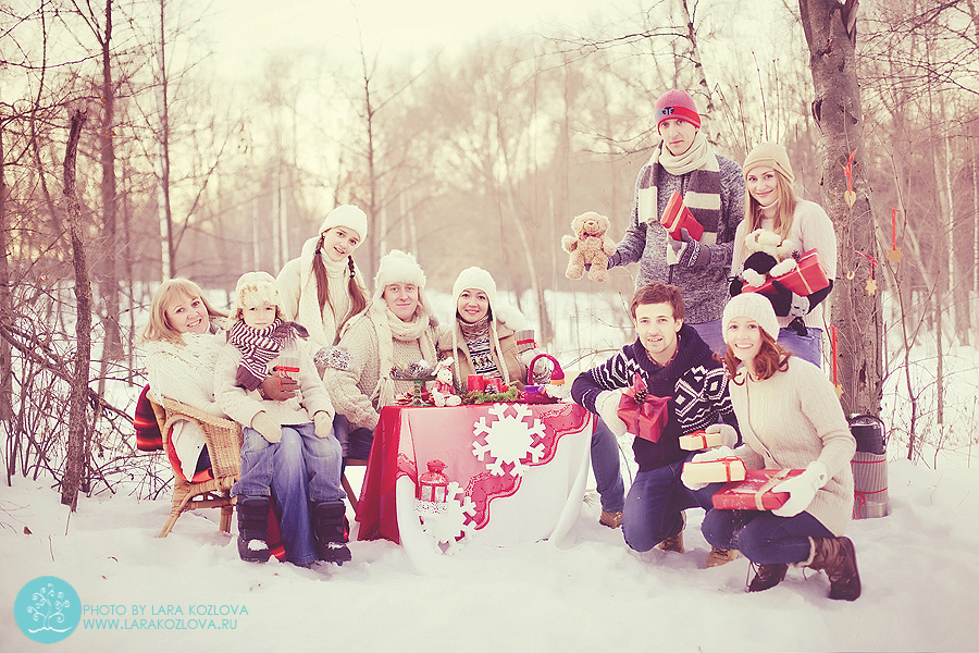 http://www.larakozlova.ru/sites/default/files/pictures/2014/02-feb/romoliki-family/family-winter-photo-session-01.jpg